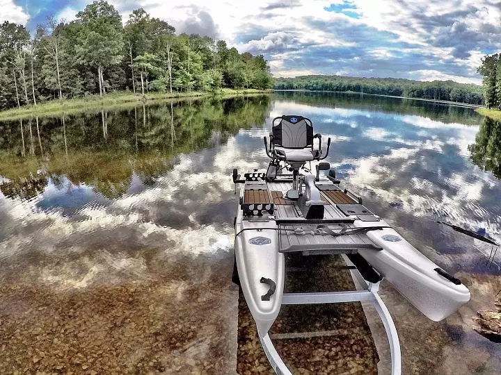 Blue Sky Boatworks 360 Angler Педальный катамаран для рыбалки Blue Sky Boatworks 360 Angler